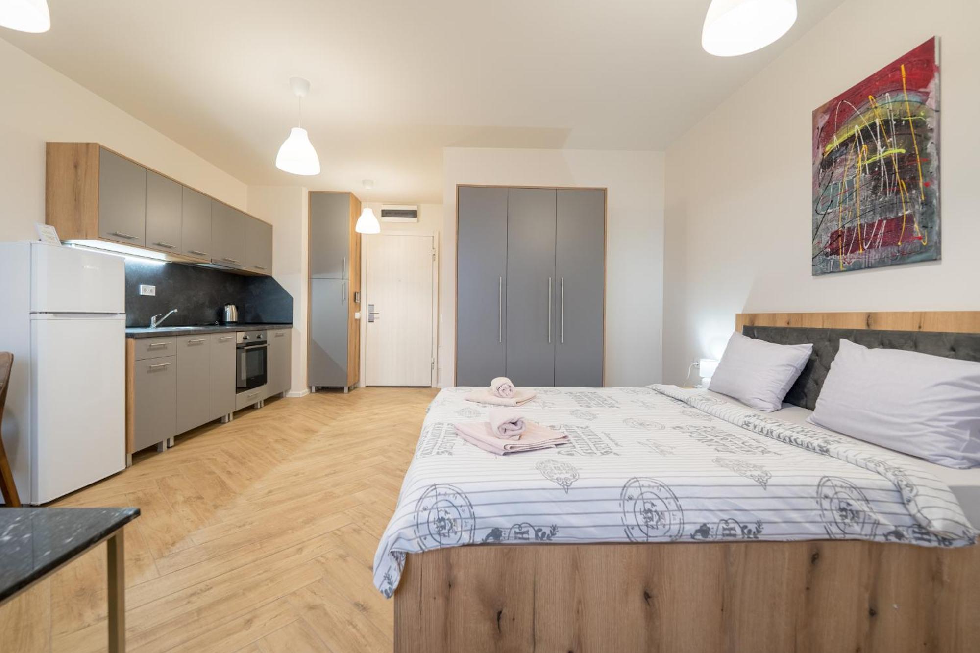 Wow For Rent 2 Bul Montevideo 25a - B Apartment *