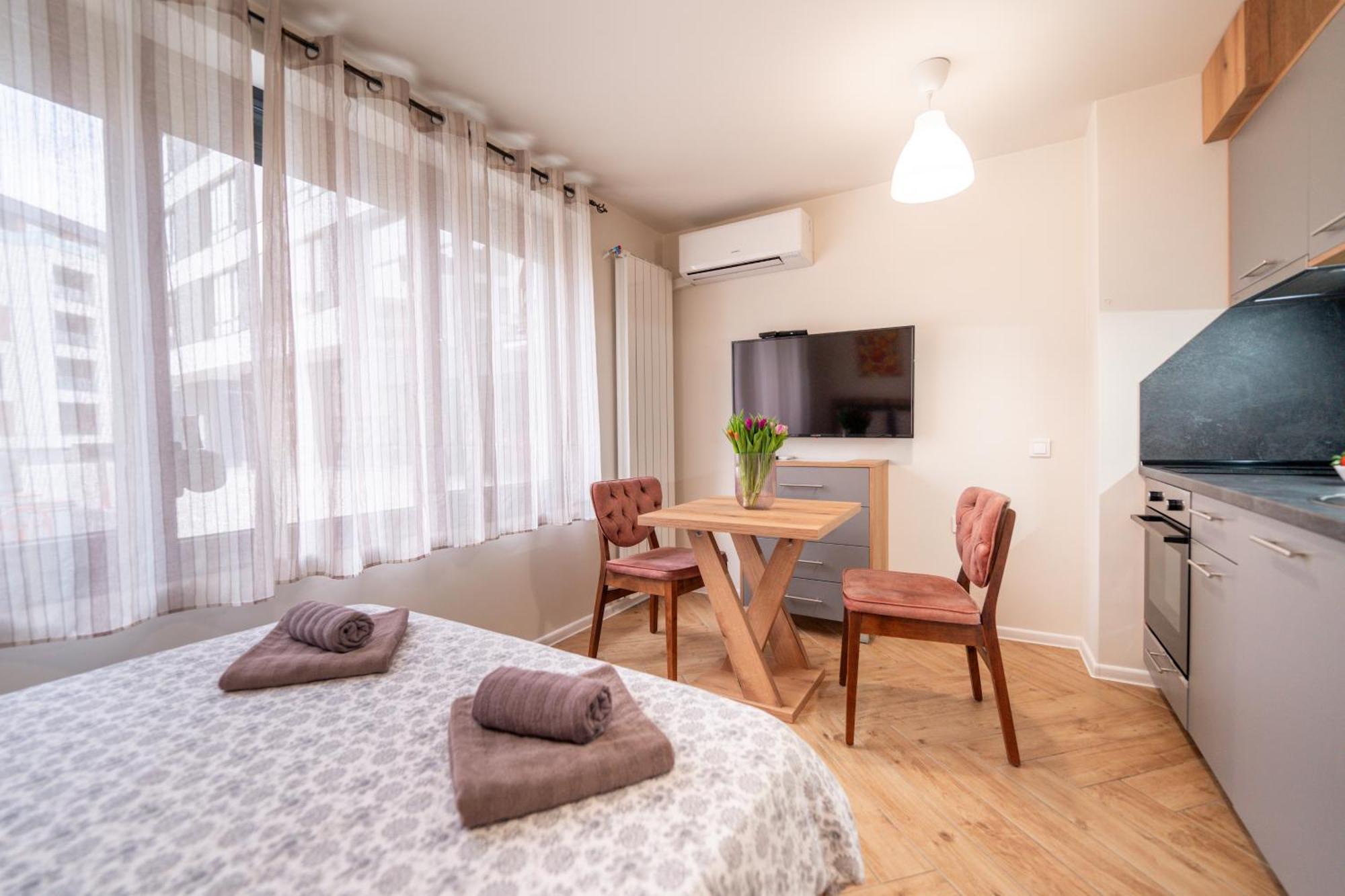 Wow For Rent 2 Bul Montevideo 25a - B * Sofia