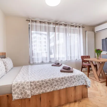 Wow Studios For Rent 2 Bul Montevideo 25A - B Sofia Exterior foto