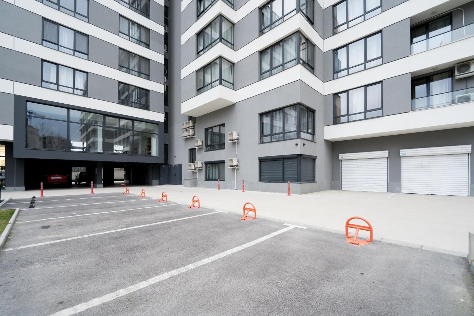 Wow For Rent 2 Bul Montevideo 25a - B *