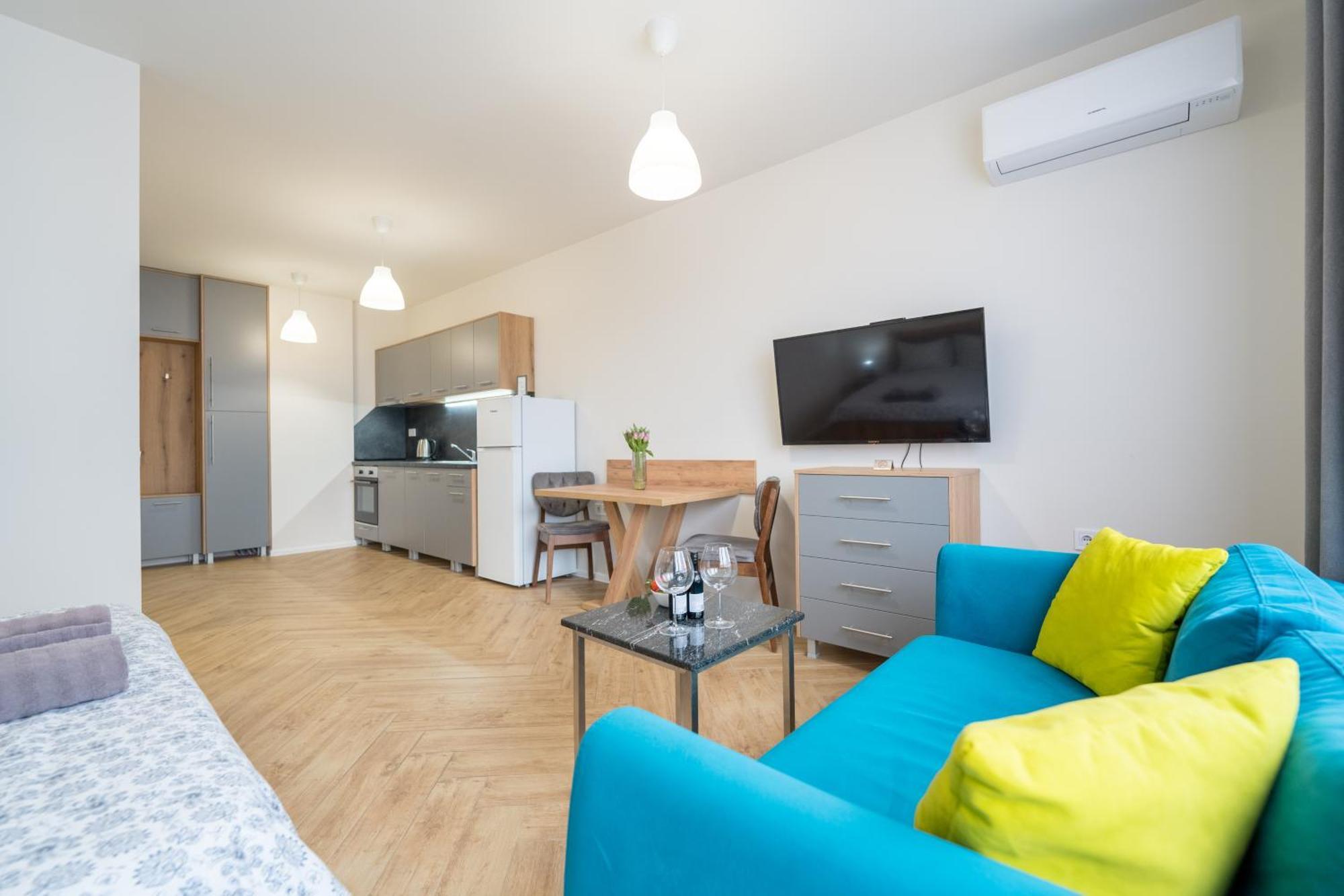 Апартаменти Wow For Rent 2 Bul Montevideo 25a - B Софія