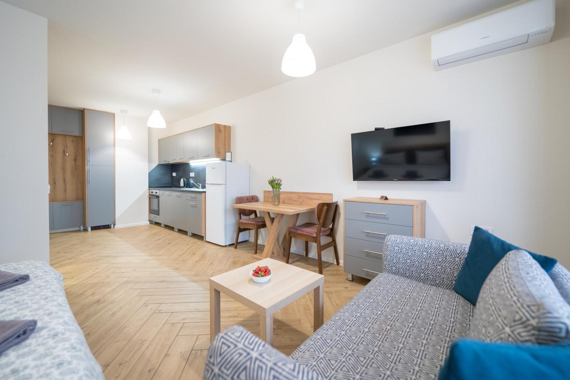 Wow For Rent 2 Bul Montevideo 25a - B * Софія